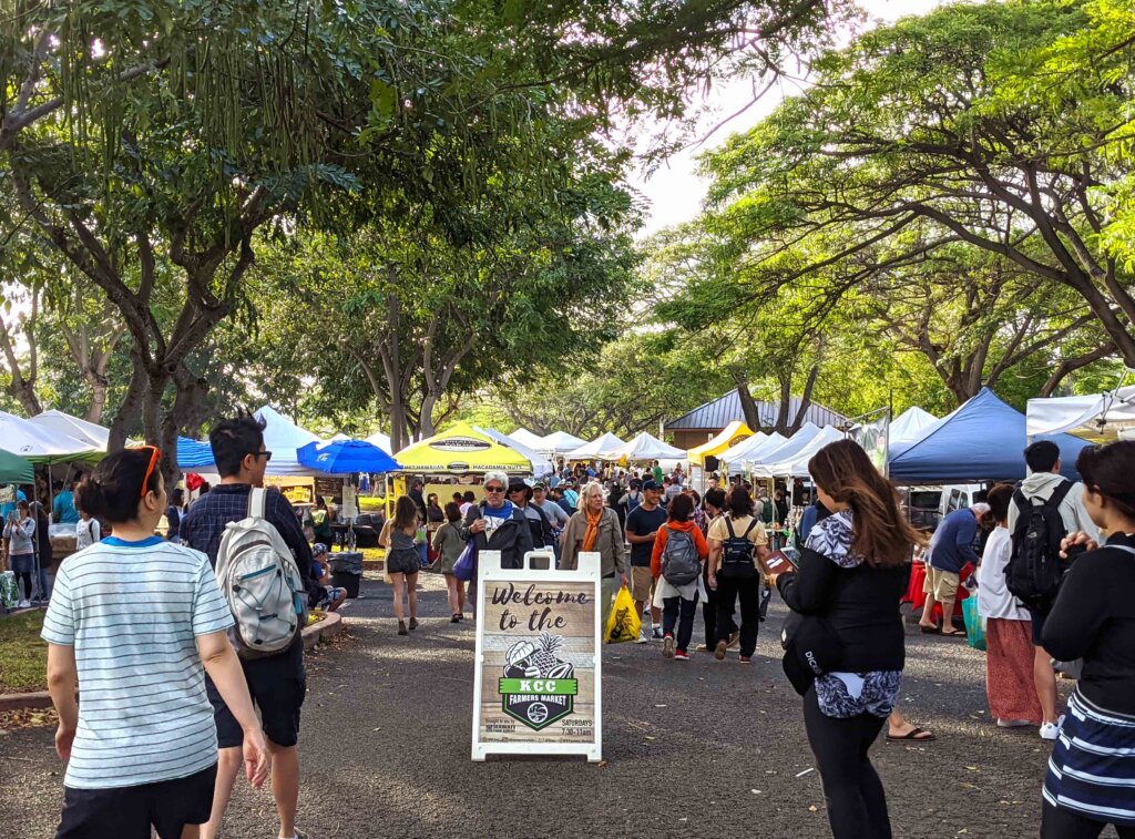 Must eat in Oahu Farmer's Market