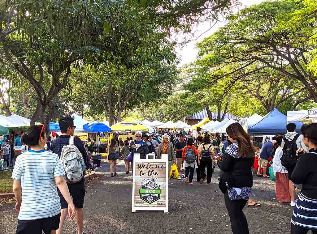 Fun Free Thing to do in Oahu Visit a Farmer's Market