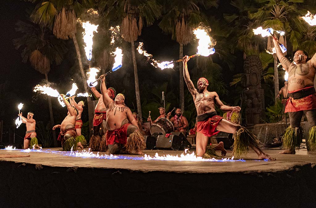 Chief's Luau Fire Finale